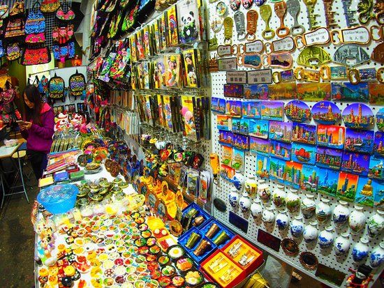 女人街マーケット